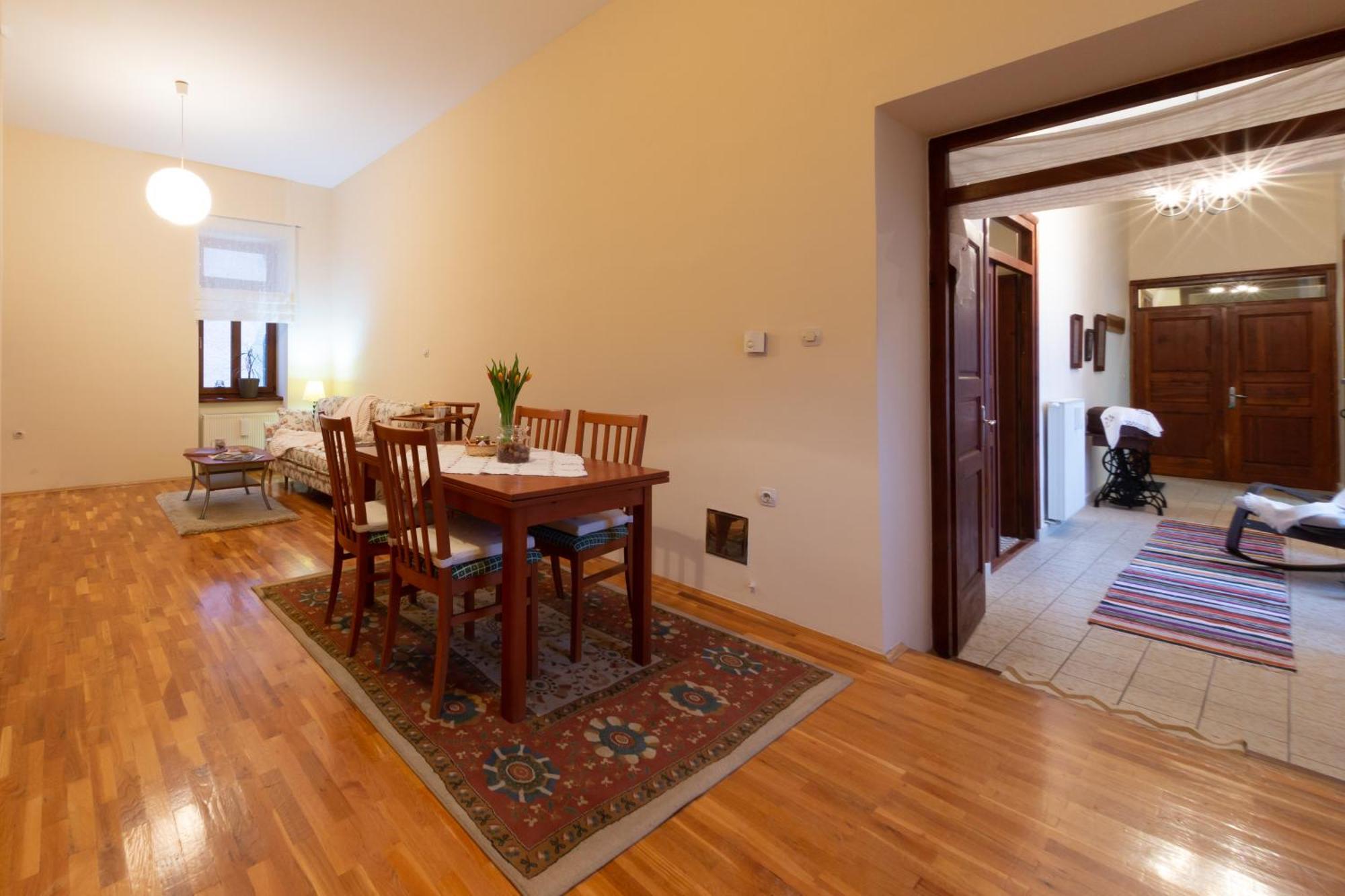 Apartments Paradiso Otočac Стая снимка