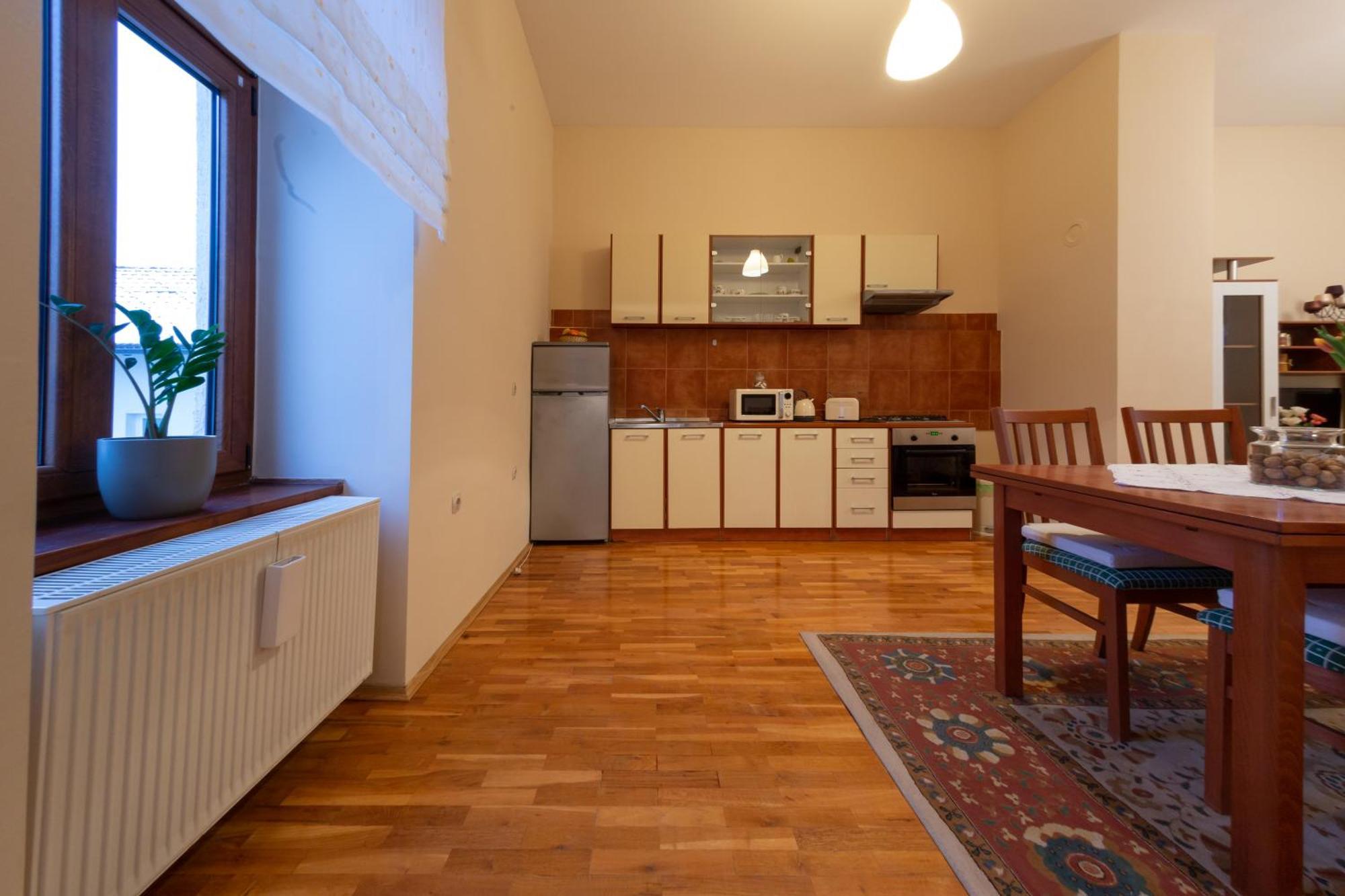 Apartments Paradiso Otočac Стая снимка